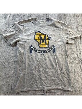 Majestic Milwaukee Brewers Wisconsin M National League MLB T-Shirt Men's Medium